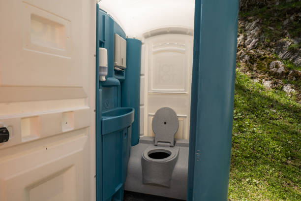 Portable Toilet Options We Offer in Pepper Pike, OH